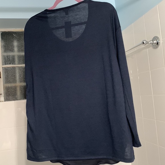 Ann Taylor long sleeve shirt in Medium - Picture 5 of 8